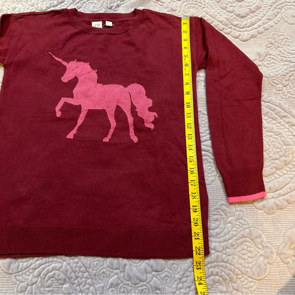 GAP sweater with unicorn. - Picture 3 of 5